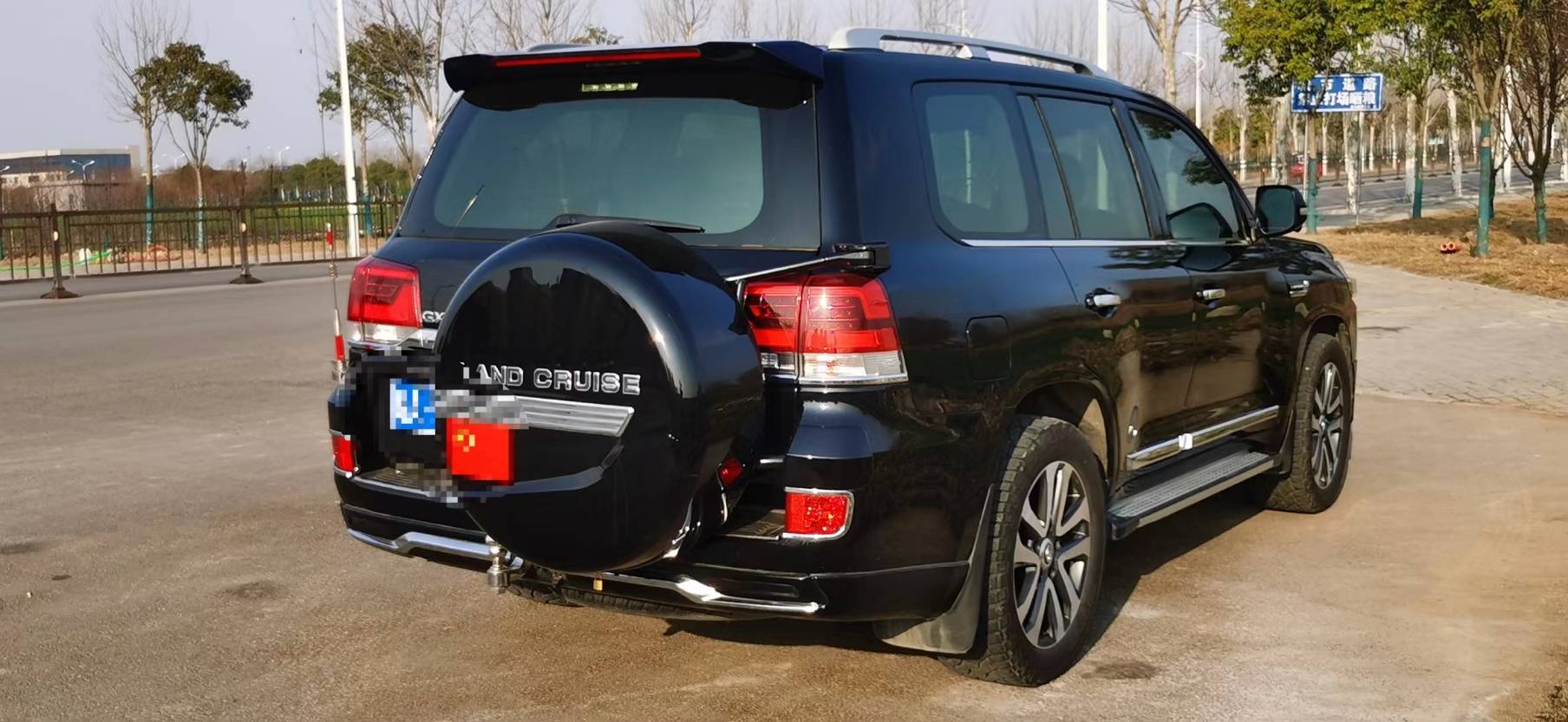 出售：19柴油酷路泽，原版原漆进口车衣(图1)