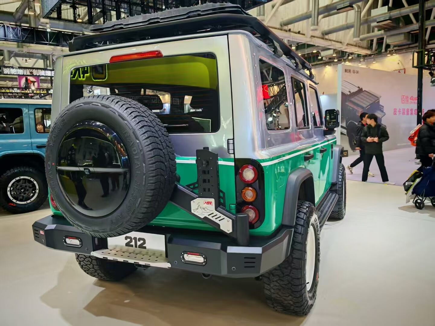 212改装好真帅，139800就可以拥有(图2)