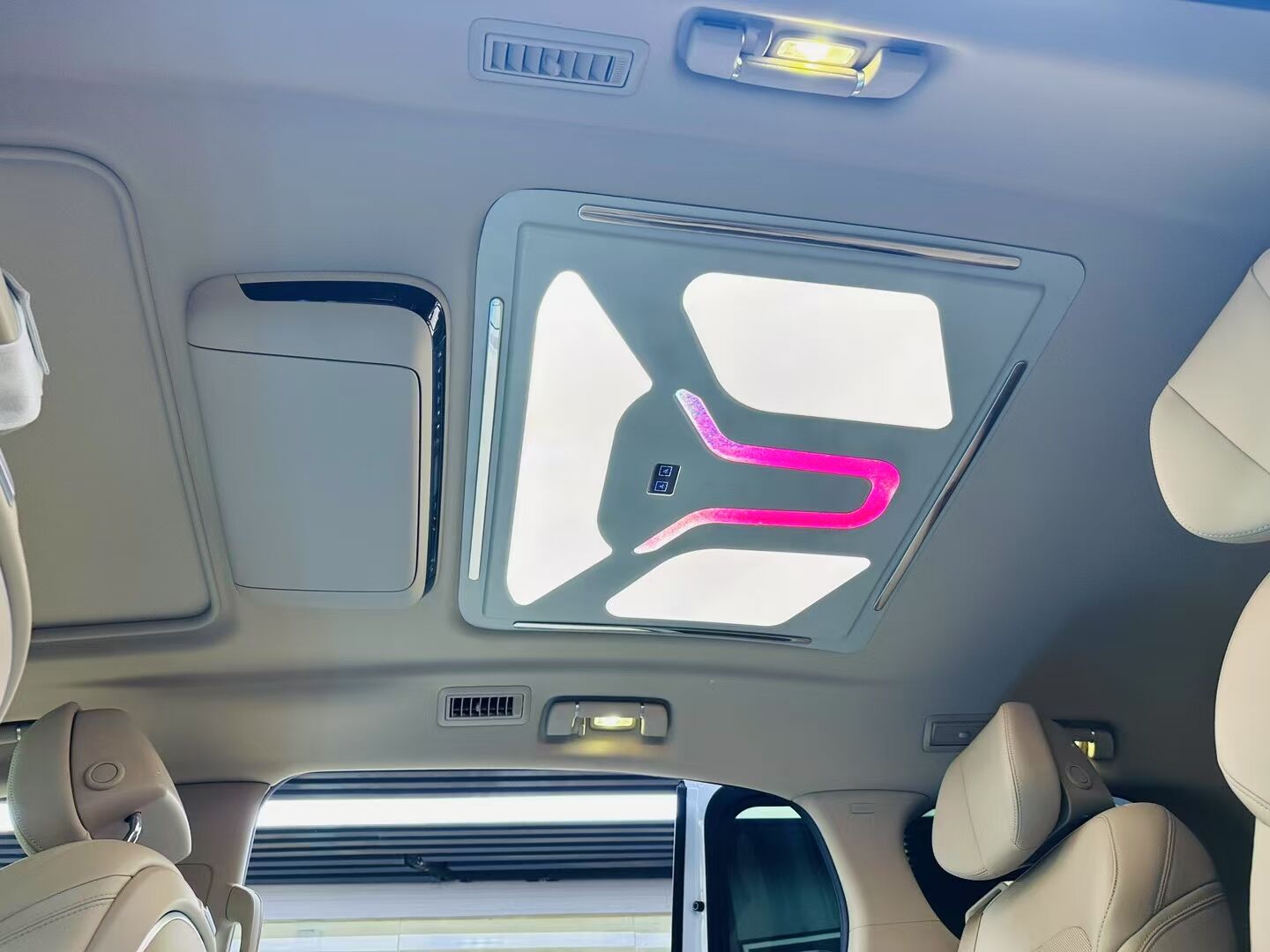 别克GL8改装完工(图5)